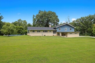 2505 Zent Dr, Vandalia, IL 62471