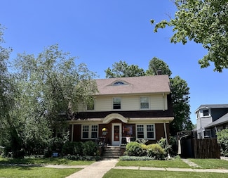 407 4th Ave, Ottawa, IL 61350