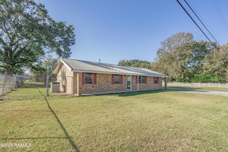 405 Eaton Dr, Abbeville, LA 70510