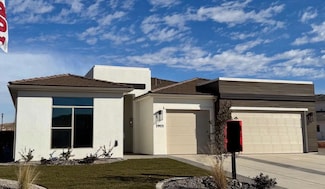 2923 E Smith Creek Dr, Washington, UT 84780