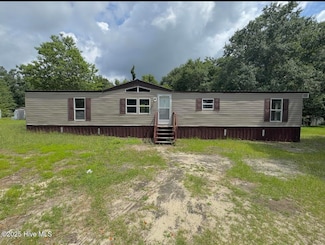 6851 Old Wire Rd, Laurel Hill, NC 28351