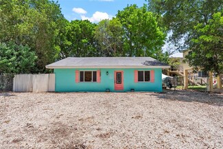 288 Gardenia St, Tavernier, FL 33070