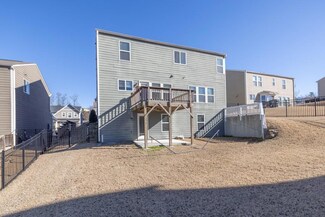 1530 Avalon Creek Rd, Sugar Hill, GA 30518