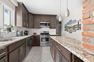 725 Fellsway Unit 1, Medford, MA 02155