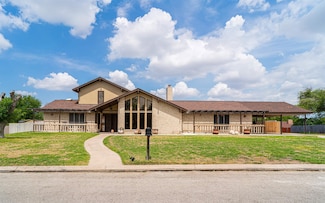 316 Enchanted Way, Del Rio, TX 78840