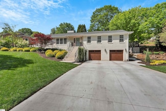 101 Biscayne Dr, Greenville, SC 29615