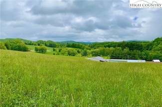 218 Wade Lookabill Dr, Boone, NC 28607