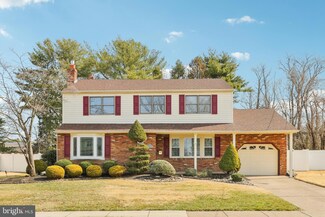 17 Springlane Dr, Blackwood, NJ 08012