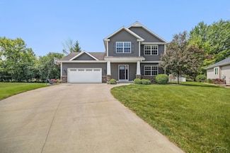 11619 Saddlebrook Cir, Freeland, MI 48623