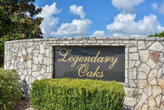 140 Lawrence Marshall Dr, Hempstead, TX 77445