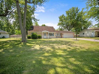 2512 Otsego Dr, Fort Wayne, IN 46825