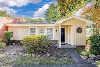 10 Scuppers Ct, Savannah, GA 31410