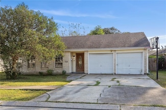 235 Vermillion St, Gretna, LA 70056