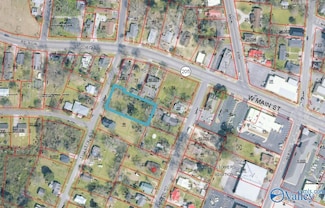 106 S Thaxton St, Albertville, AL 35950