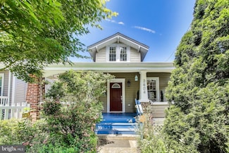 3404 Shepherd St, Mount Rainier, MD 20712