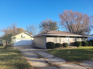 2205 S Palm St, Janesville, WI 53546