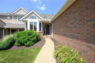 6263 Doral Dr NW, Canton, OH 44718