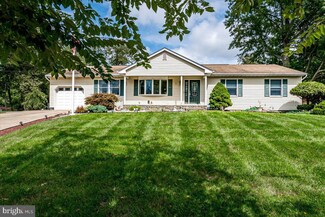 94 Buena Vista Ave, Piscataway, NJ 08854