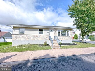 1 W Garfield St, McAdoo, PA 18237