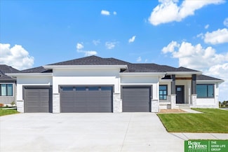 5403 N 209th Ave, Omaha, NE 68022