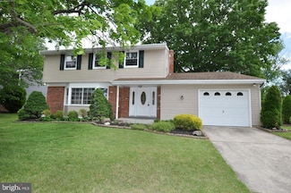 128 Haines Rd, Mount Laurel, NJ 08054