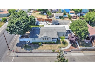 104 W 13th St, the Dalles, OR 97058