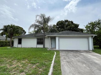 2955 SW Varsity Ln, Port Saint Lucie, FL 34953