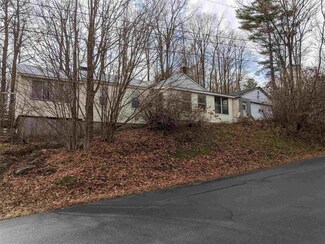 44 Cross Rd, Lebanon, NH 03766