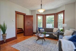 42 Baker Ave, Lexington, MA 02421