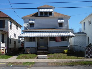 148 E 7th St, Wyoming, PA 18644