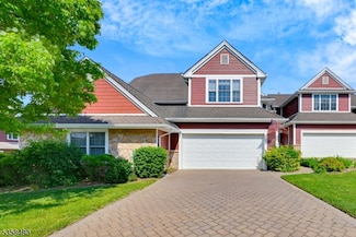 22 Turnberry Ln, Hamburg, NJ 07419
