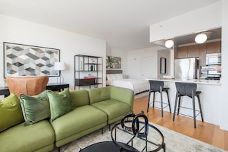 61-55 Junction Blvd Unit 16-E, Rego Park, NY 11374