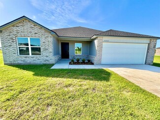 43067 Wagon Trail, Shawnee, OK 74804