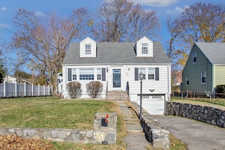 28 Aquila Rd, Stamford, CT 06902