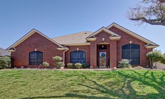 8604 Woodslane Dr, Fort Worth, TX 76179