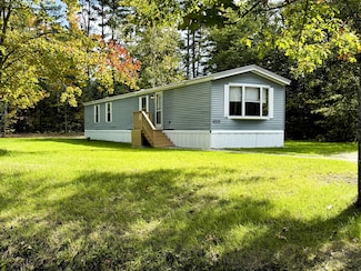 23 Old Limerick Rd, Hollis Center, ME 04042