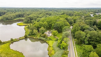 194 Phillips St, North Kingstown, RI 02852