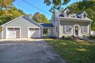 288 Central St, Foxboro, MA 02035