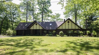 123 Boomerang Rd, Harrisville, PA 16038
