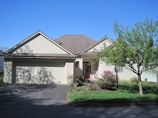 14 Fountain Way, West Lebanon, NH 03784