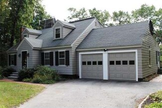 218 Sterling Rd, Lancaster, MA 01523