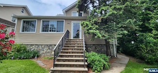 394 Morningside Terrace, Teaneck, NJ 07666