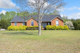 144 Lake Villa Cir, Morrison, TN 37357
