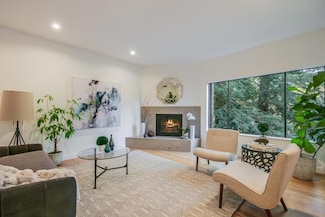 1202 Sharon Park Dr, Menlo Park, CA 94025