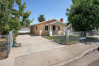 145 S Earlham St, Orange, CA 92869