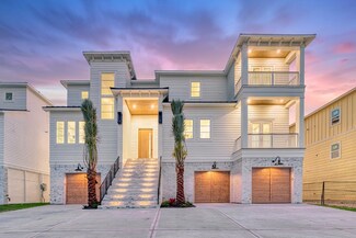 426 81st St, Galveston, TX 77554