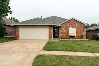 504 Apache Gate Dr, Yukon, OK 73099