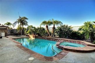 1262 S Night Star Way, Anaheim, CA 92808