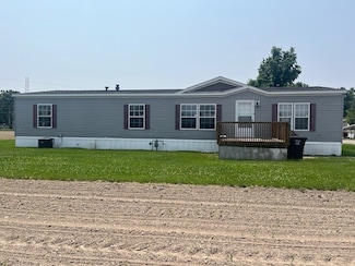 113 Lakewood Manor Trailer Park, Effingham, IL 62401