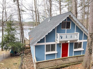 15 Hummingbird Ln, Hillsborough, NH 03244